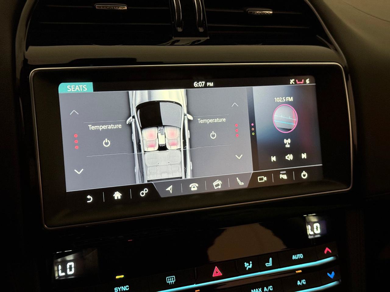 Used 2020 Jaguar F-PACE Prestige AWD/4WD image 35