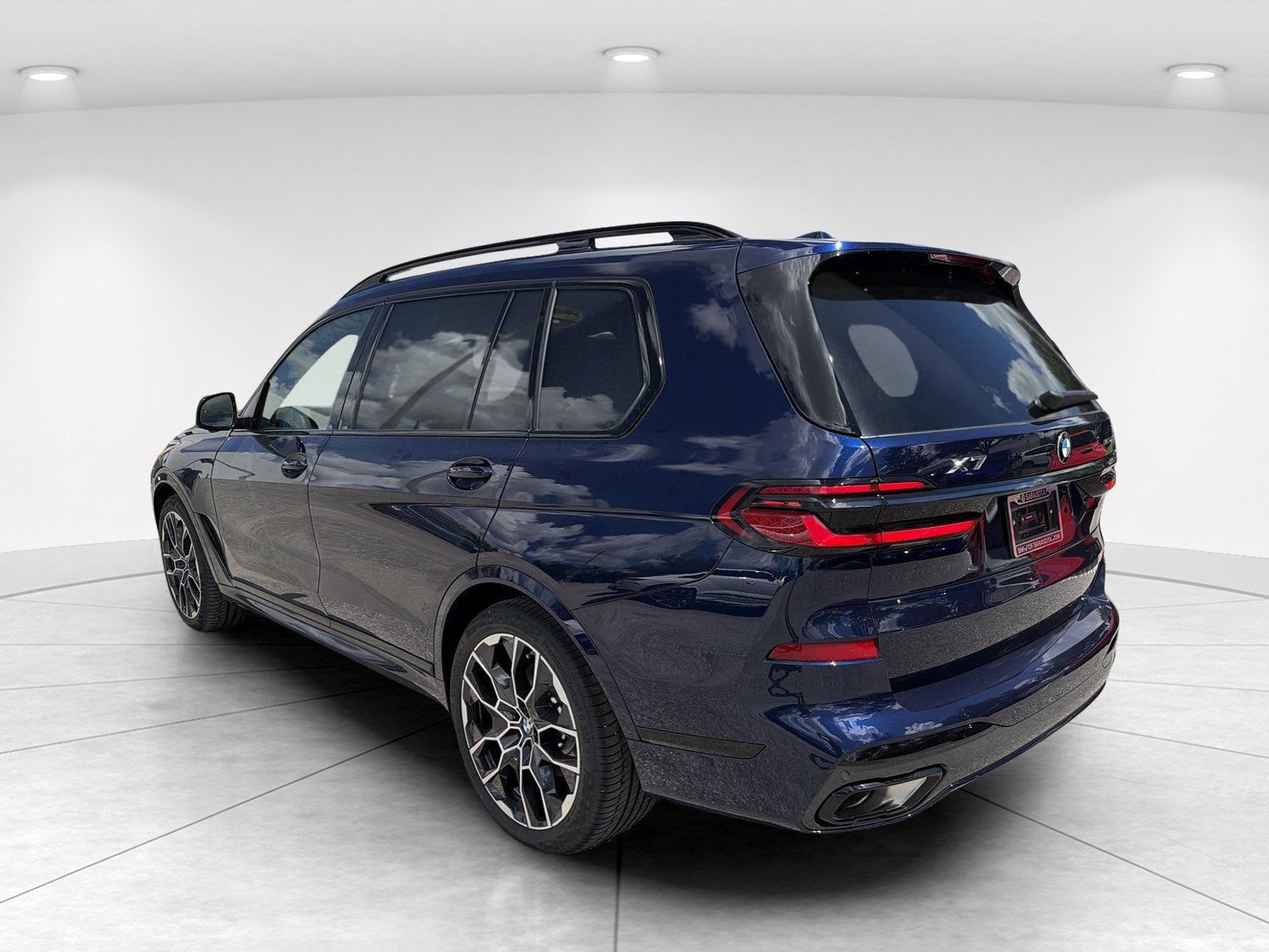 New 2027 BMW X7 xDrive40i w/ Executive Package AWD/4WD image 6