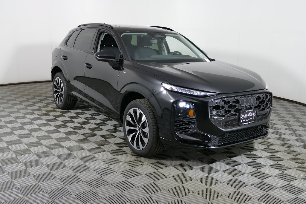 New 2026 Audi Q3 quattro 2.0T AWD/4WD image 1