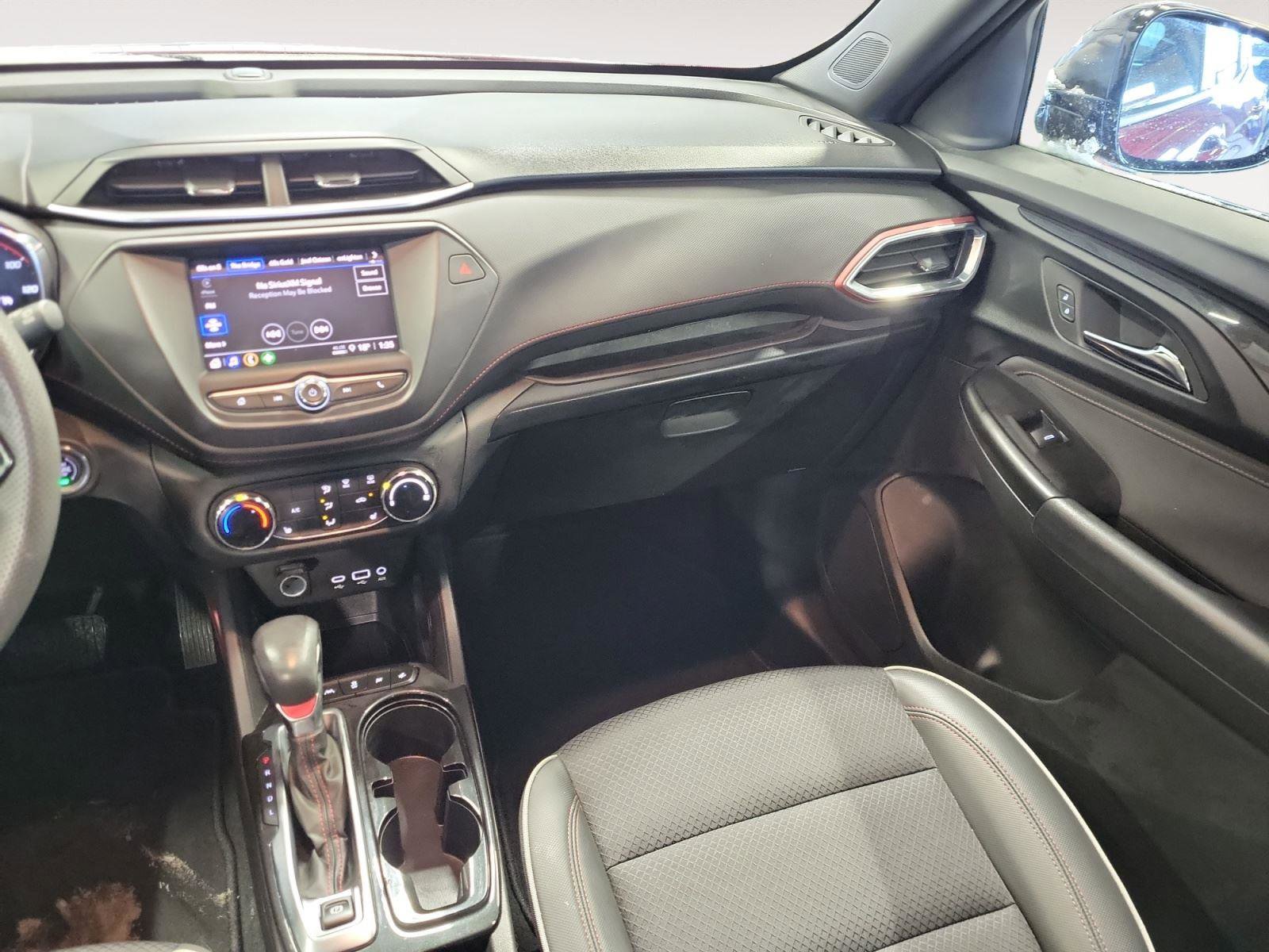Used 2023 Chevrolet TrailBlazer RS image 12