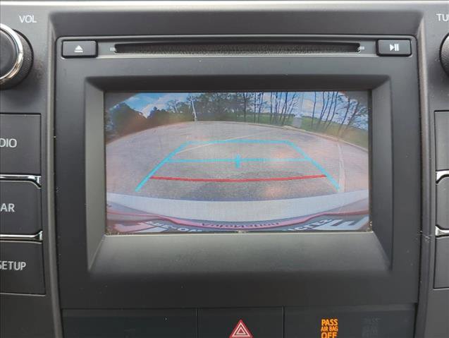 Used 2017 Toyota Camry SE w/ Protection Package (Q2) FWD image 12