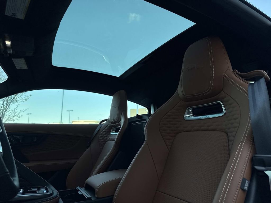 New 2024 Jaguar F-TYPE R AWD/4WD image 16