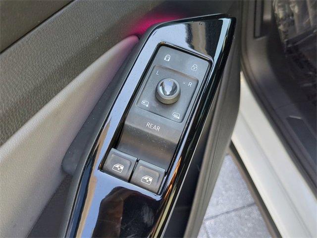 Certified 2023 Volkswagen ID.4 Pro S Plus image 18