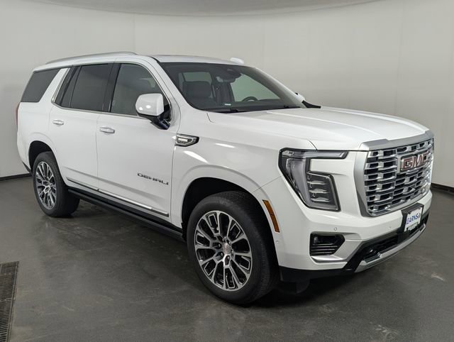 Used 2025 GMC Yukon Denali w/ Denali Reserve Package AWD/4WD image 2
