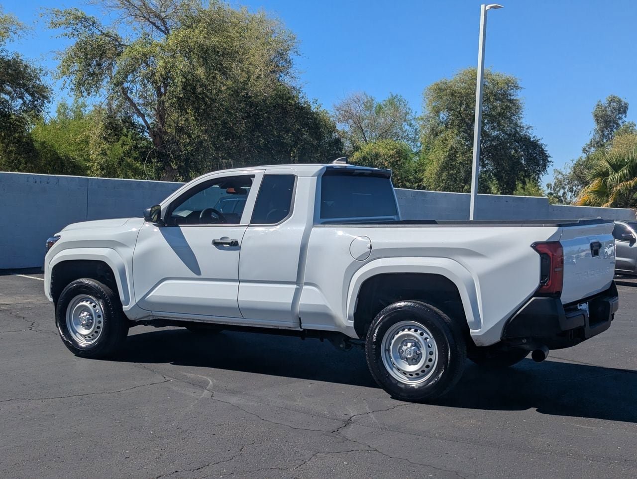Used 2024 Toyota Tacoma SR image 4