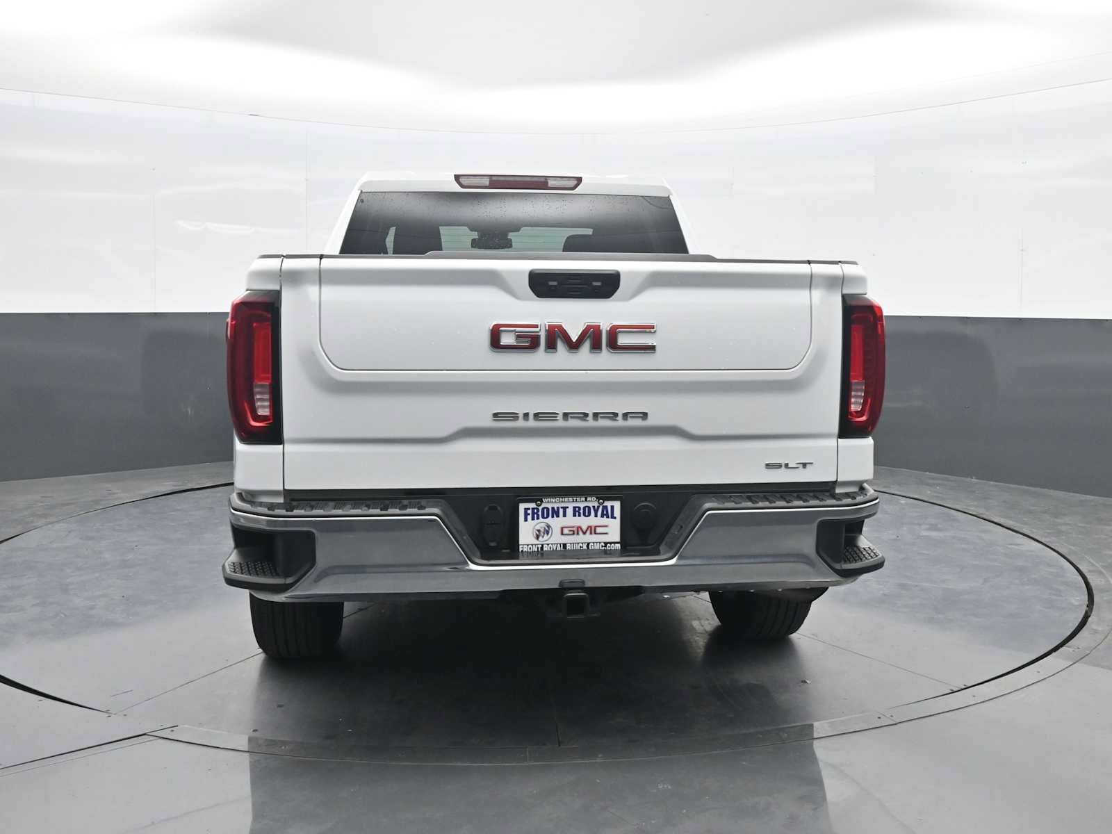 Used 2025 GMC Sierra 1500 SLT AWD/4WD image 6