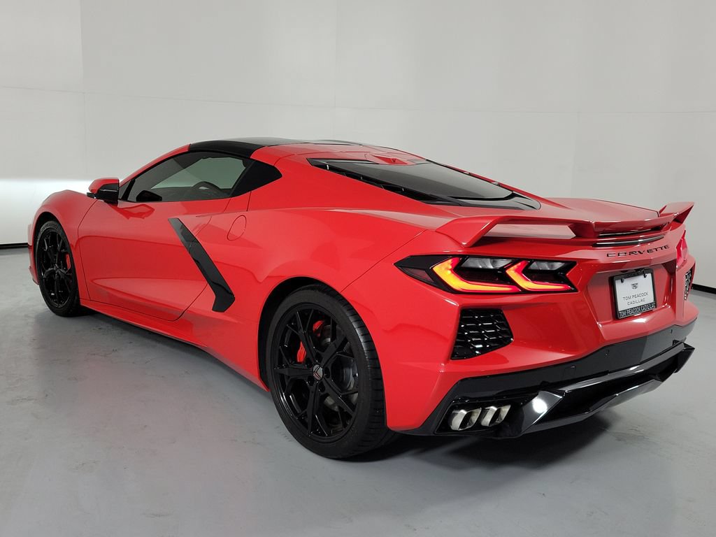 Used 2022 Chevrolet Corvette Stingray Premium Cpe w/ Z51 Performance Package RWD image 4