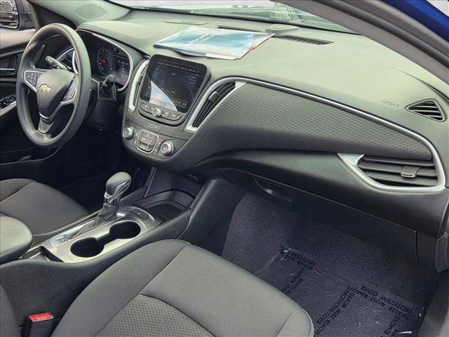 Used 2023 Chevrolet Malibu LS image 21