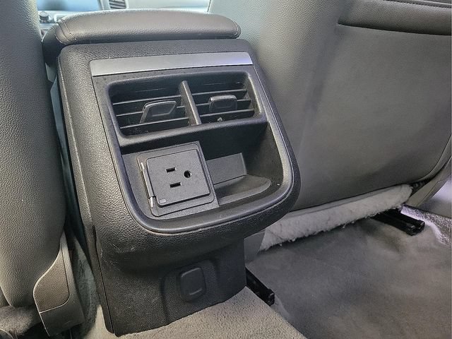 Used 2018 Chevrolet Impala LT w/ LT Convenience Package FWD image 13