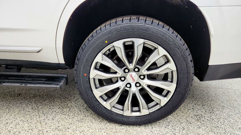 Used 2022 GMC Yukon Denali image 9