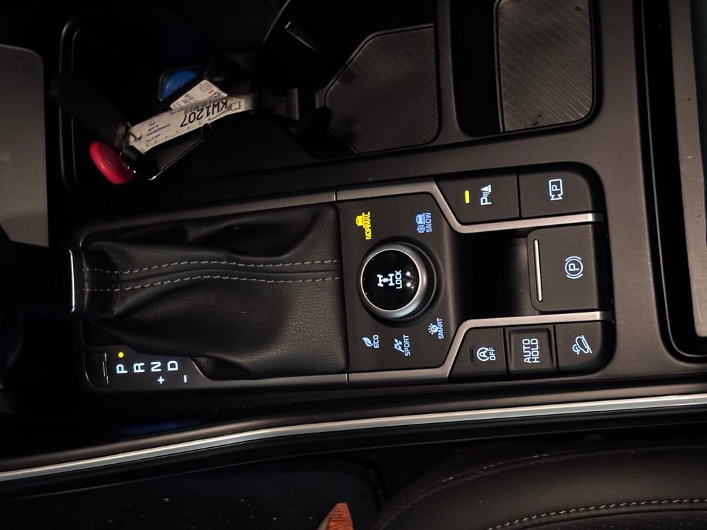 Used 2025 Kia Sorento S AWD/4WD image 18