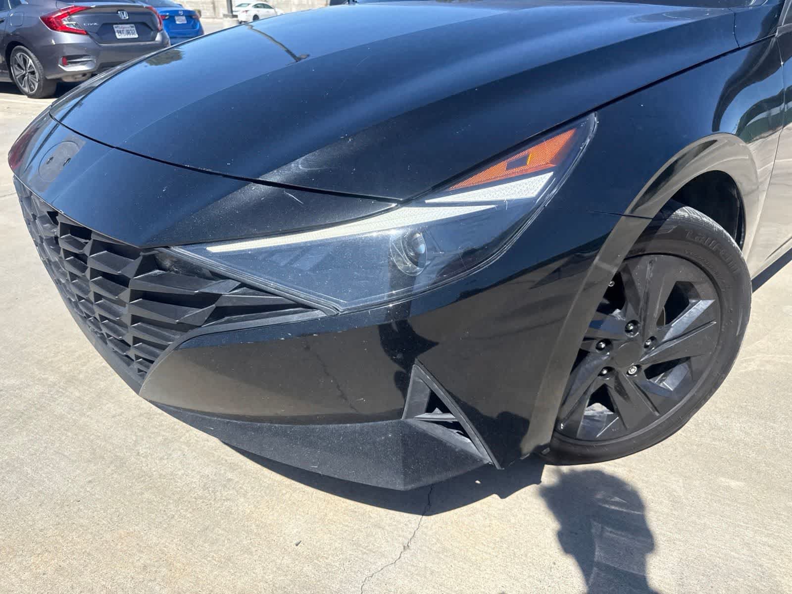 Used 2023 Hyundai Elantra Blue FWD image 9