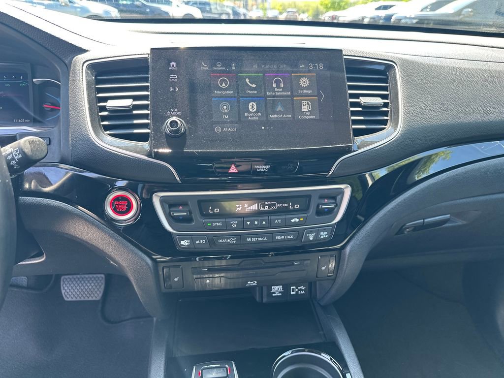 Used 2019 Honda Pilot Touring image 24