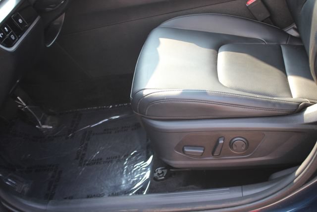 Used 2023 Kia Sportage EX AWD/4WD image 22