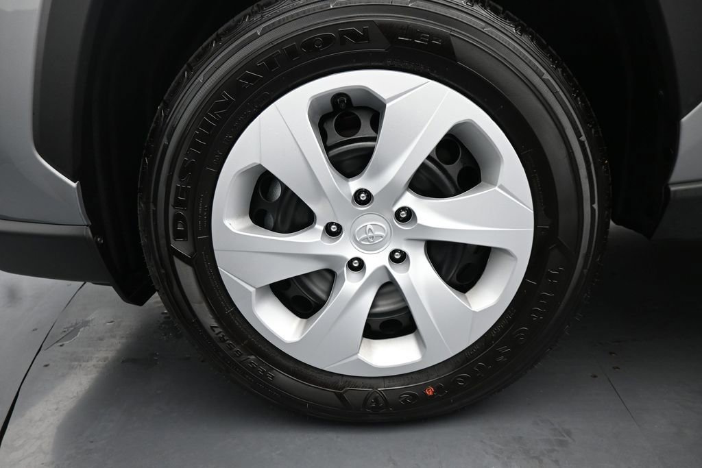 Used 2025 Toyota RAV4 LE FWD image 14