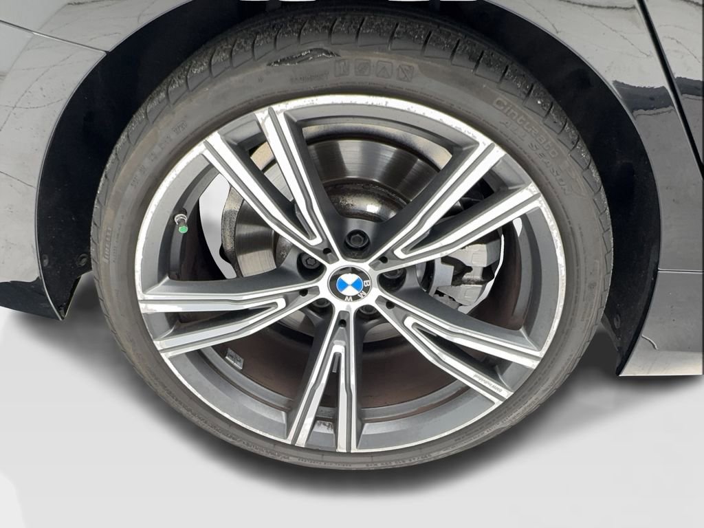 Used 2023 BMW 330i Sedan w/ Premium Package RWD image 16