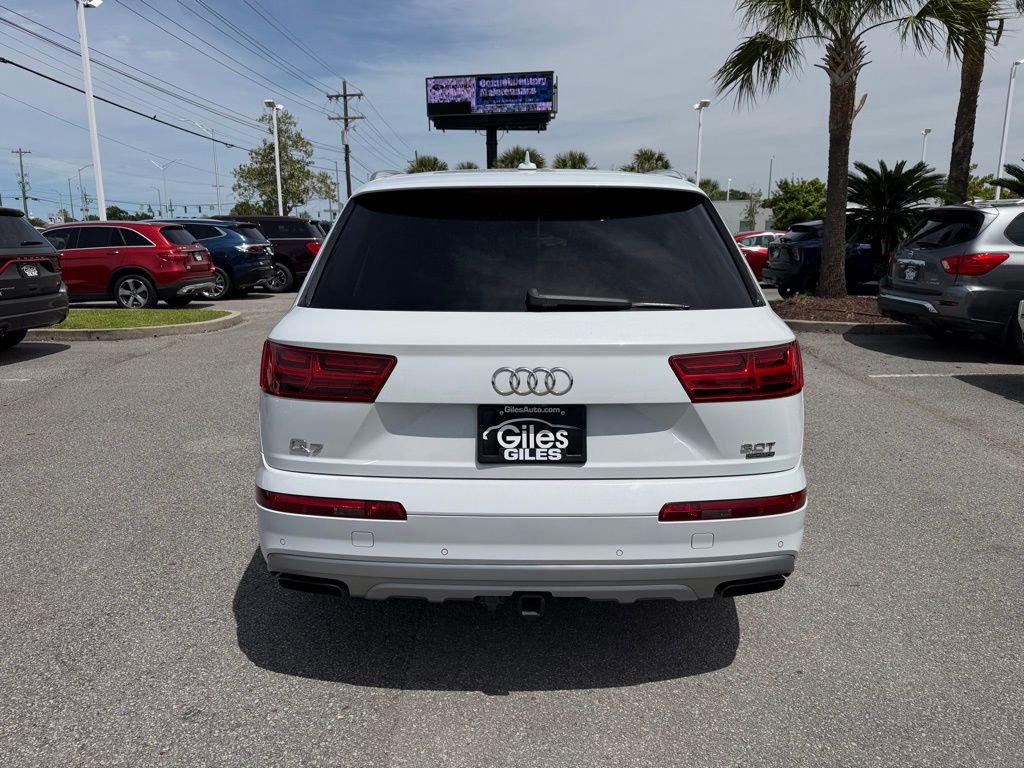 Used 2017 Audi Q7 3.0T Premium Plus image 4