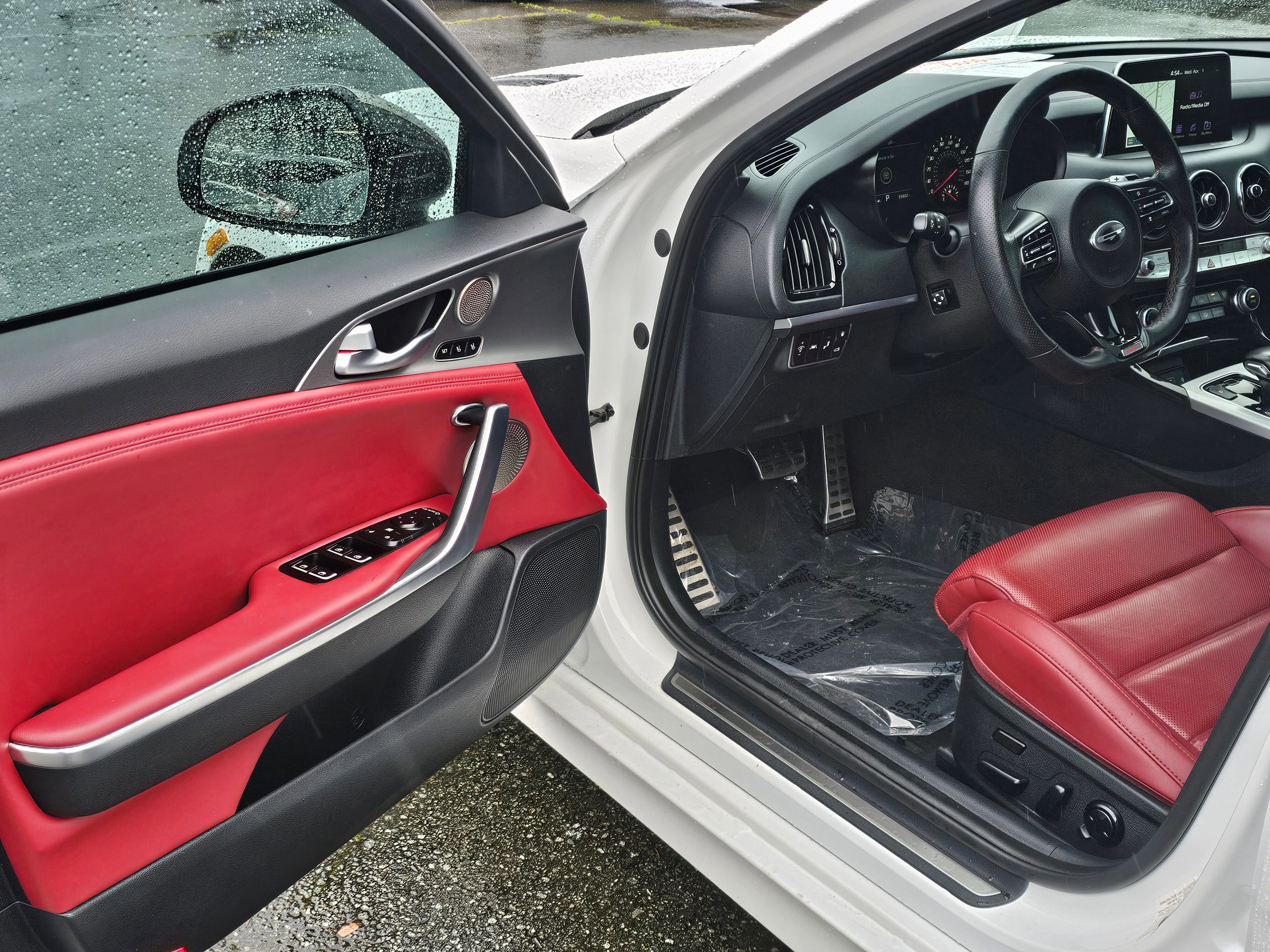 Used 2019 Kia Stinger GT2 image 20