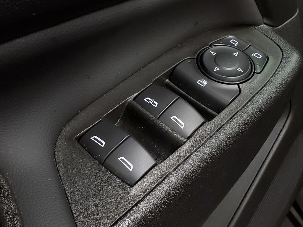 Used 2024 Chevrolet Equinox LT FWD image 28