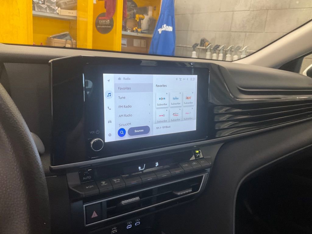 Used 2025 Toyota Camry LE image 19