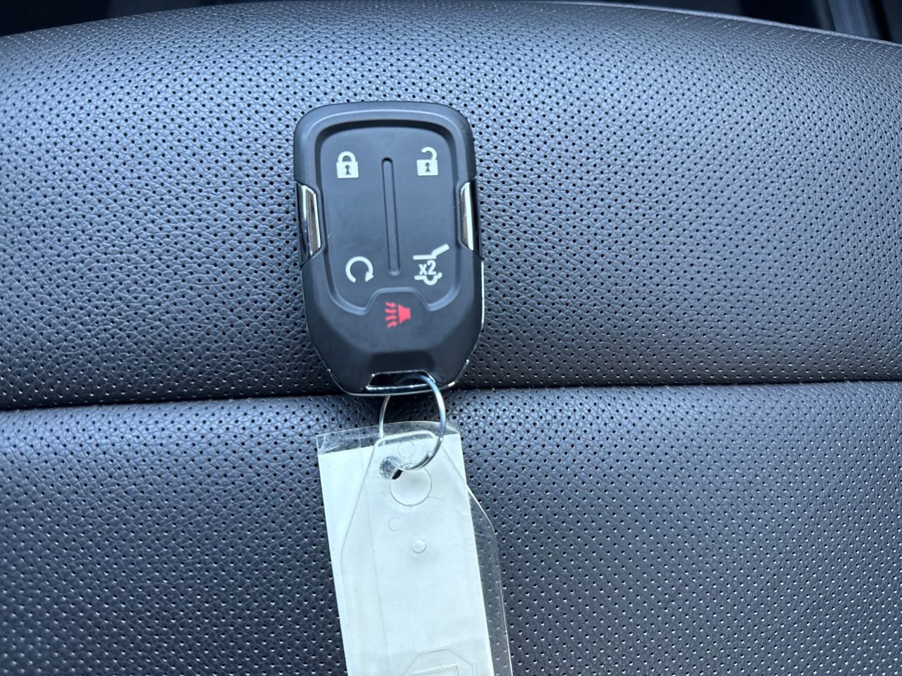 Used 2023 GMC Acadia SLT image 25