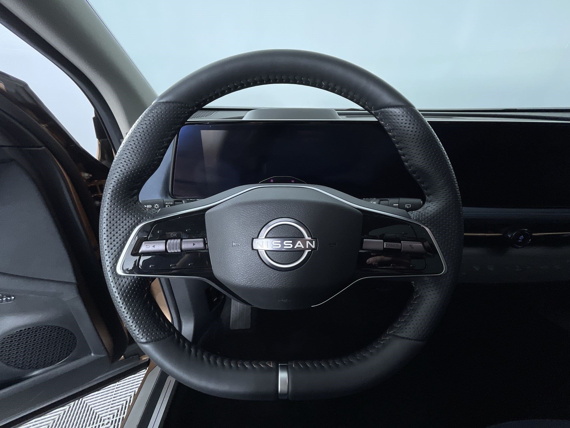 Certified 2024 Nissan Ariya AWD image 16