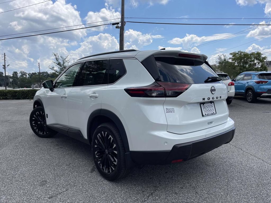 New 2026 Nissan Rogue Dark Armor FWD image 4