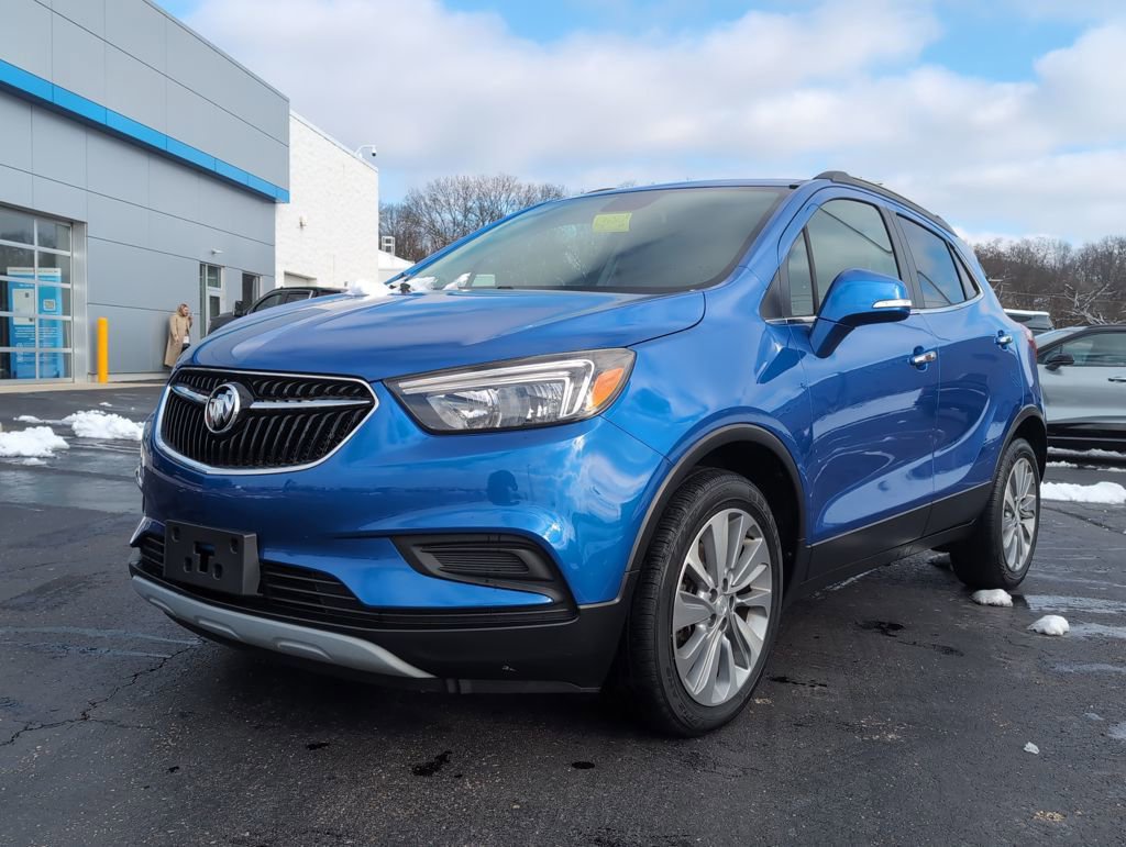 Used 2018 Buick Encore Preferred image 3