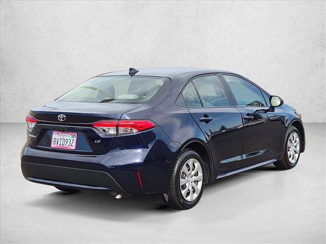Used 2021 Toyota Corolla LE w/ Carpet Mat Package (TMS) FWD image 5
