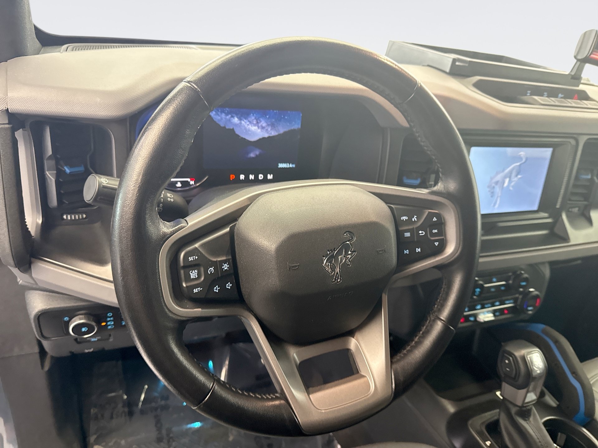 Used 2023 Ford Bronco Black Diamond AWD/4WD image 12