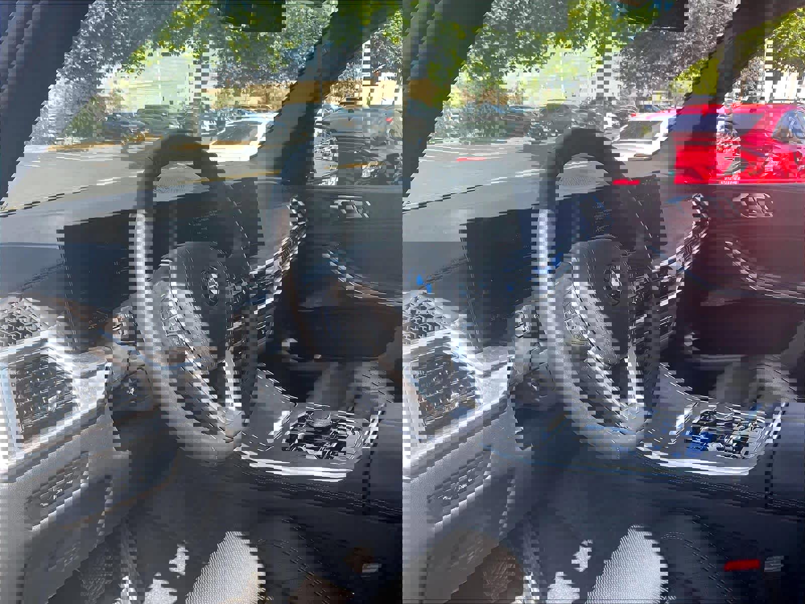 Used 2024 BMW X5 xDrive50e w/ Parking Assistance Package AWD/4WD image 14