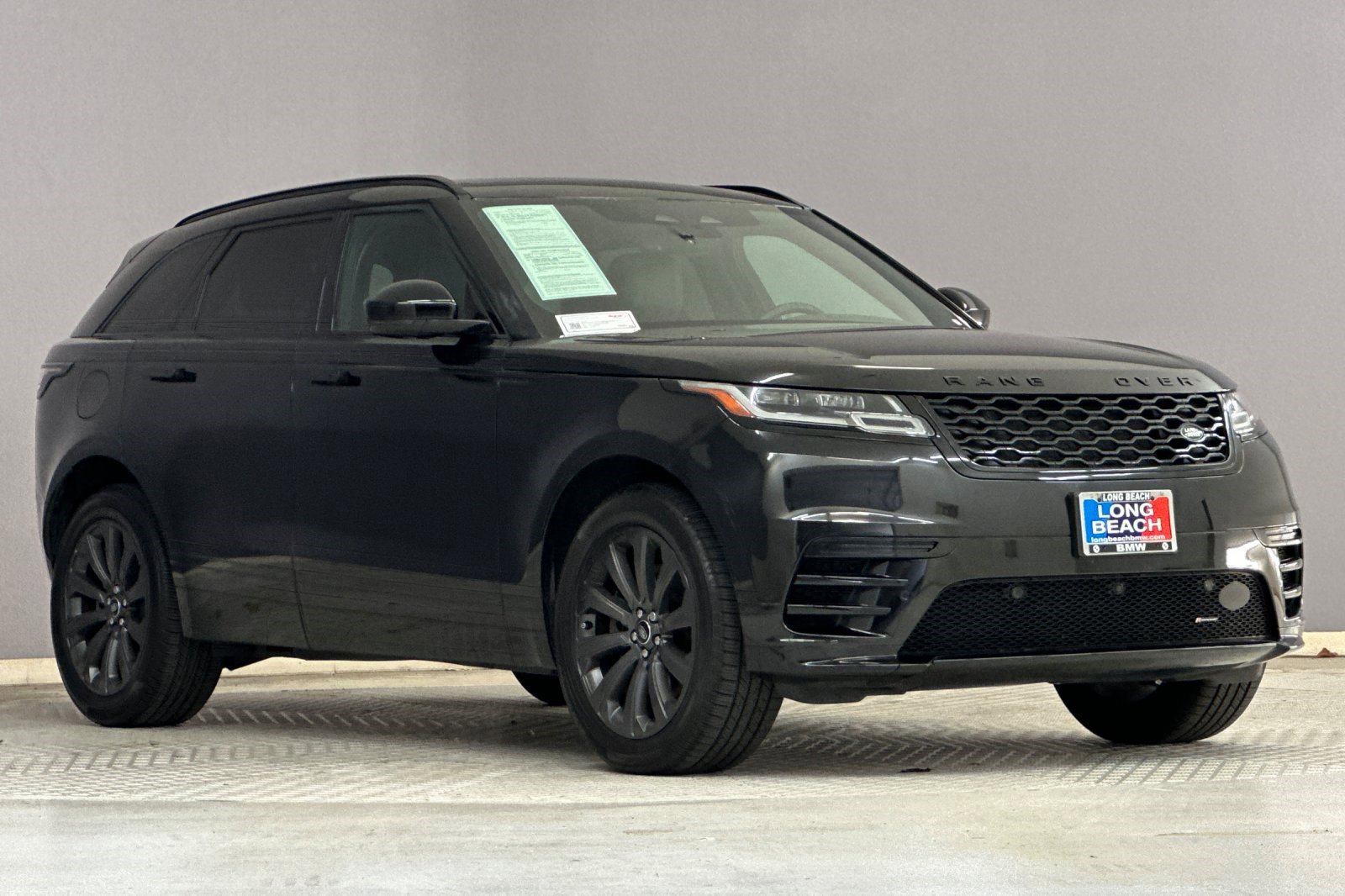 Used 2023 Land Rover Range Rover Velar R-Dynamic S image 7