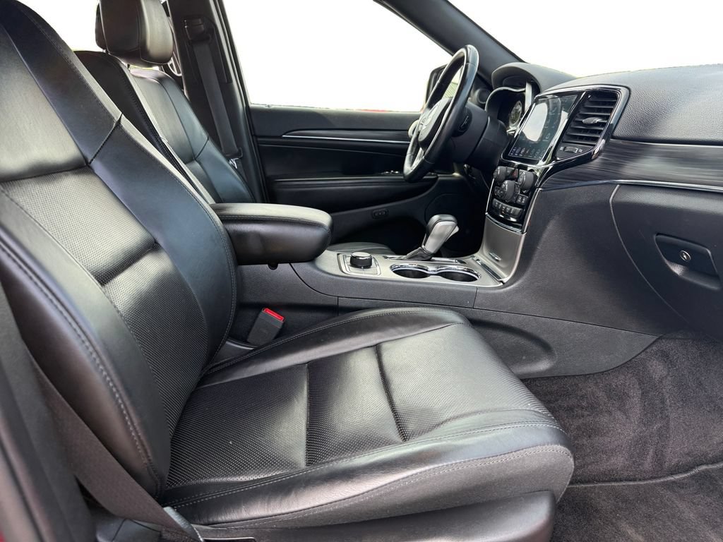 Used 2019 Jeep Grand Cherokee Limited w/ Luxury Group II AWD/4WD image 15