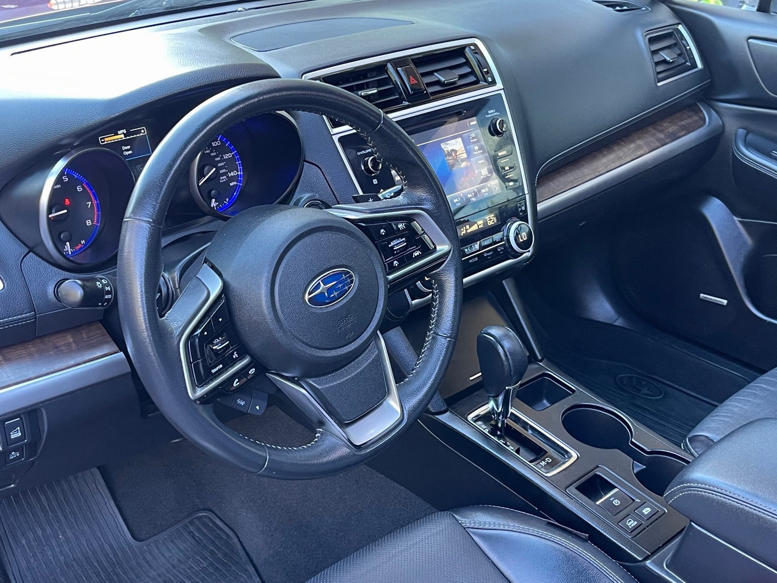 Used 2018 Subaru Outback 2.5i Limited image 12
