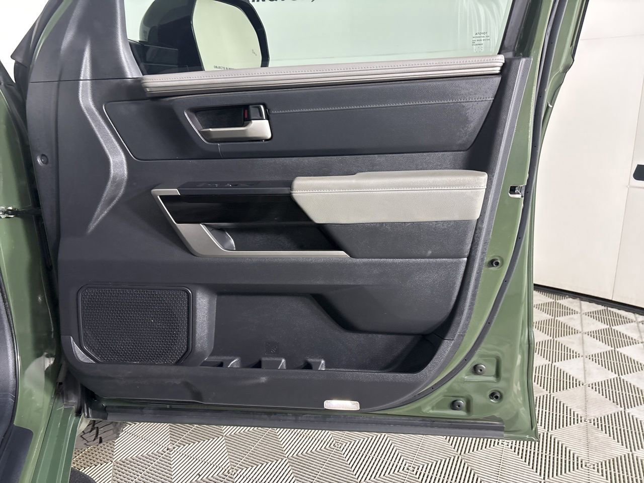 Used 2023 Toyota Tundra Limited image 25