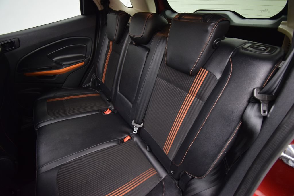 Used 2018 Ford EcoSport SES w/ SES Cold Weather Package AWD/4WD image 19