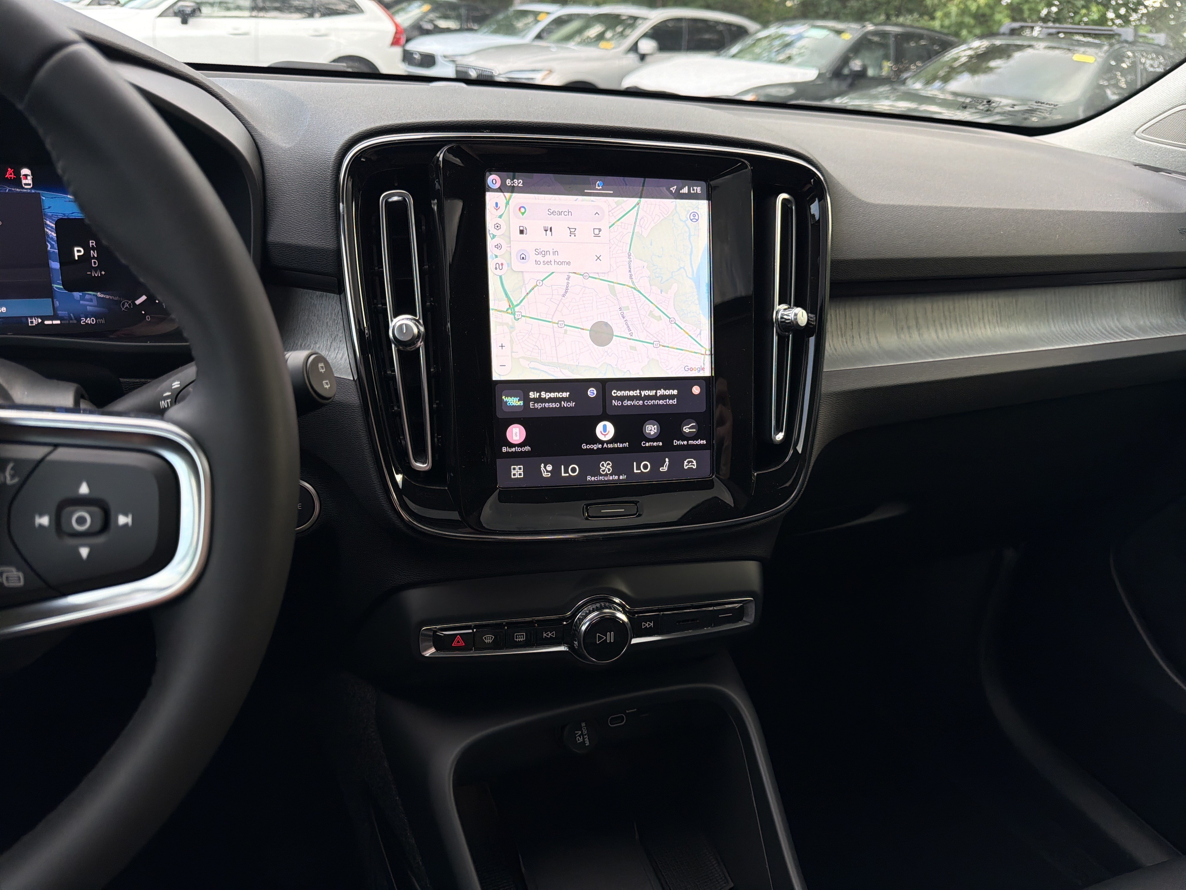 New 2026 Volvo XC40 B4 Core w/ Climate Package FWD image 25