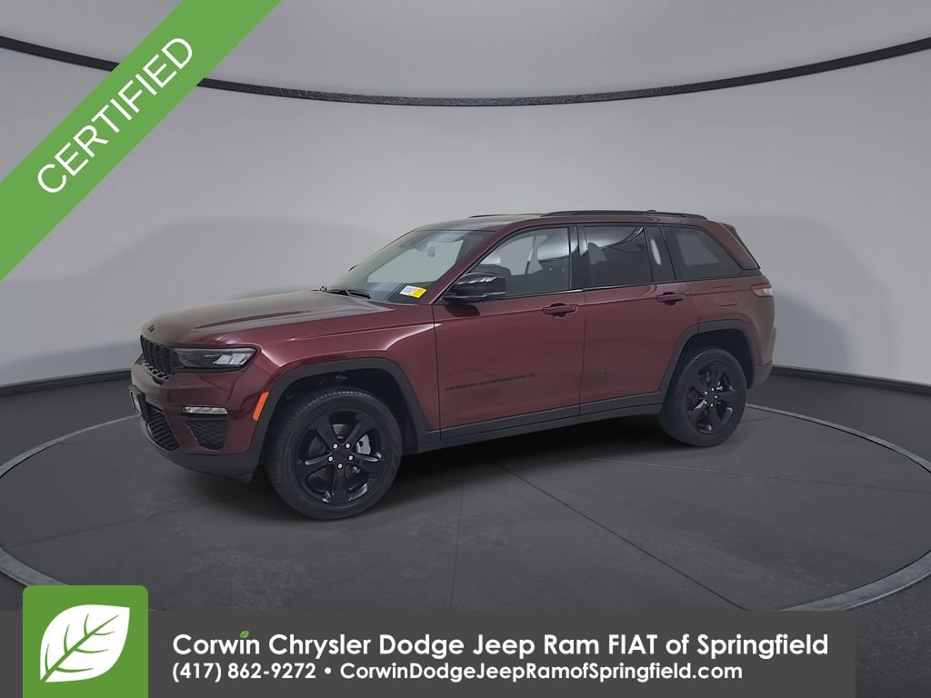 Used 2023 Jeep Grand Cherokee Limited w/ Black Appearance Package AWD/4WD image 7