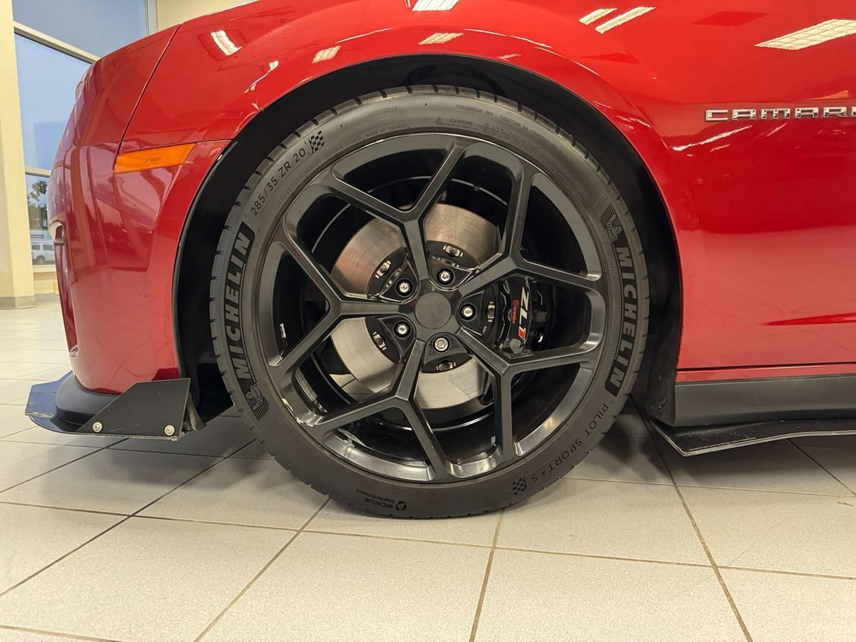 Used 2014 Chevrolet Camaro ZL1 RWD image 59