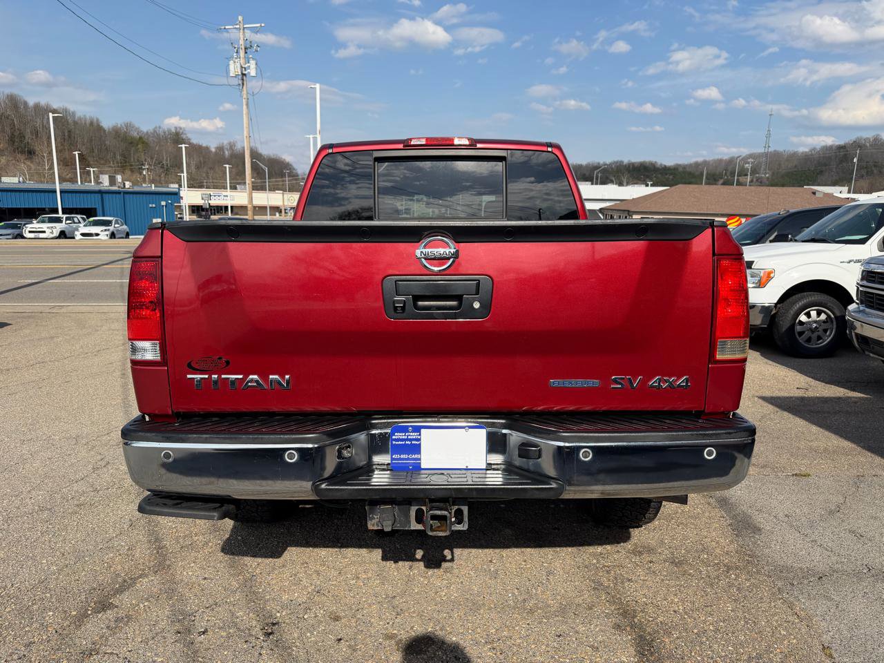 Used 2014 Nissan Titan SV w/ SV Value Truck Package image 5