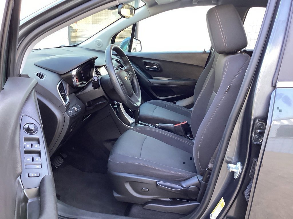 Used 2019 Chevrolet Trax LT image 23