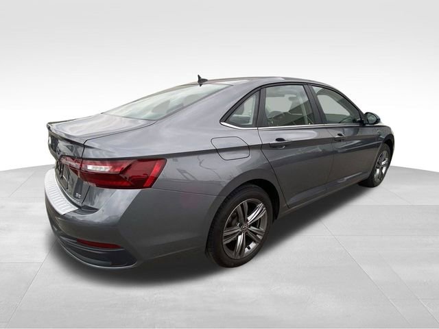 Used 2024 Volkswagen Jetta SE FWD image 10
