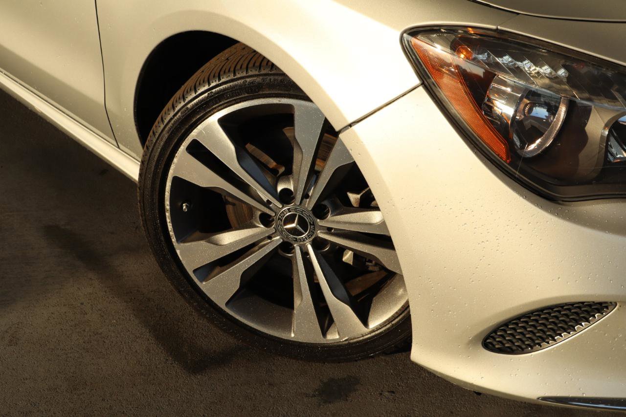 Used 2018 Mercedes-Benz CLA 250 image 3