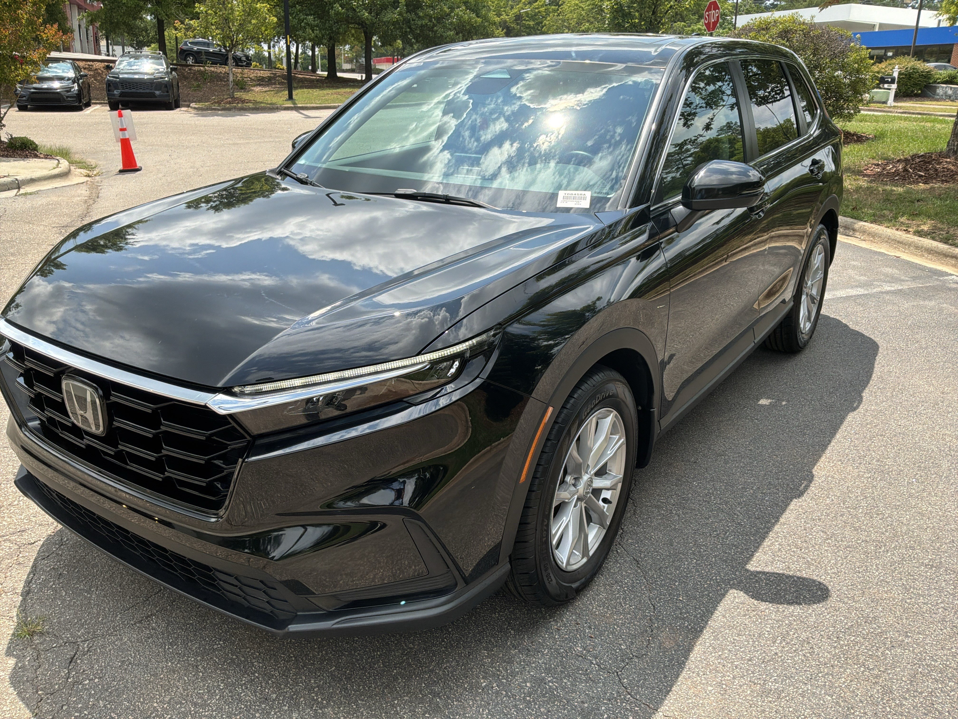 Used 2024 Honda CR-V EX image 5