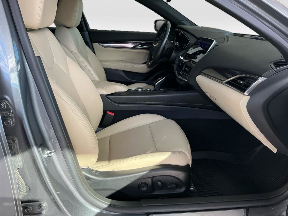 Used 2020 Cadillac CT5 Luxury w/ Sun And Sound Package RWD image 32
