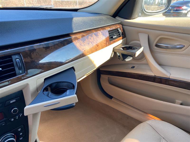 Used 2011 BMW 328i xDrive Sedan AWD/4WD image 31