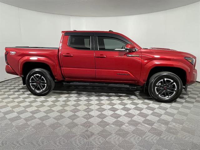 Certified 2024 Toyota Tacoma TRD Sport w/ TRD Sport Upgrade Package AWD/4WD image 7