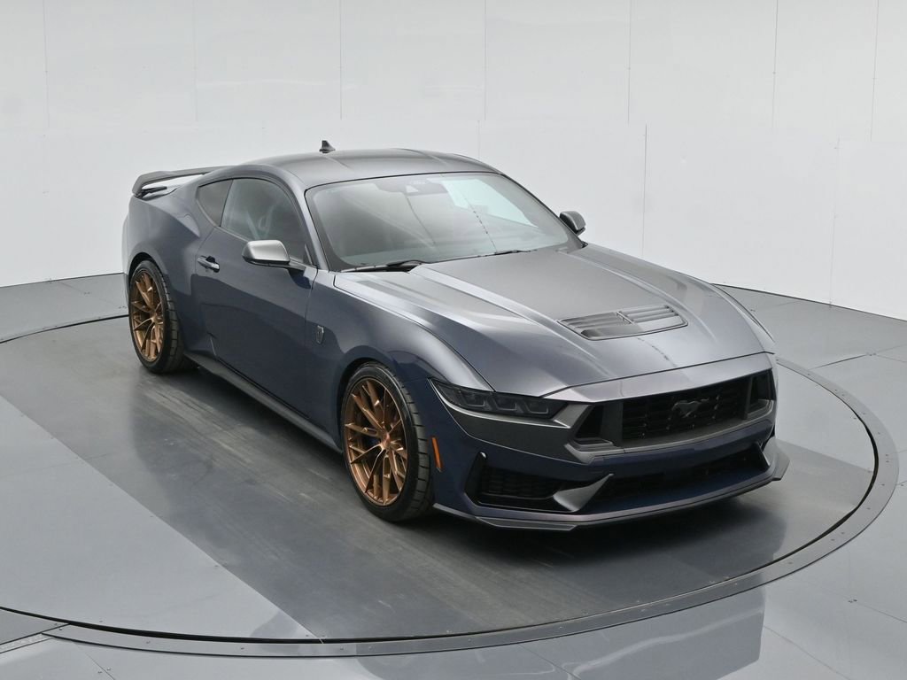 Used 2025 Ford Mustang Dark Horse image 33