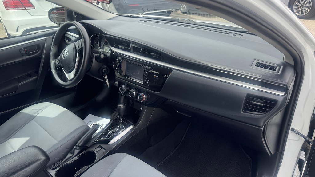 Used 2016 Toyota Corolla L image 25