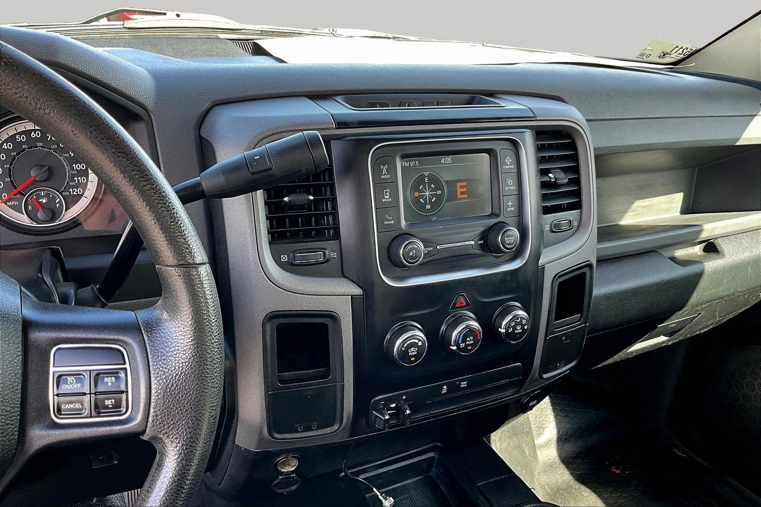 Used 2016 RAM 3500 Tradesman w/ Power & Remote Entry Group image 5